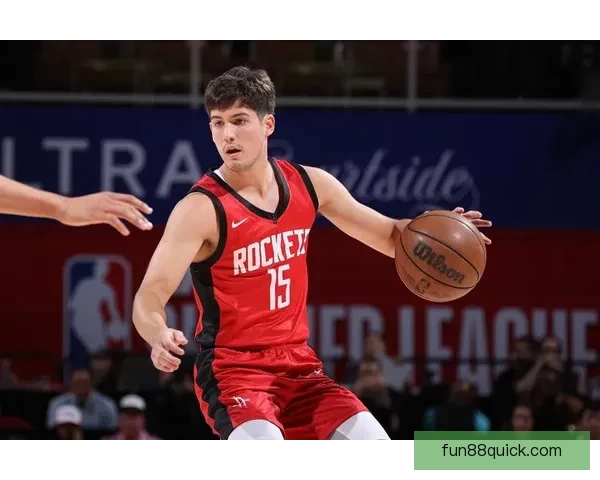 谢泼德重返首发助火箭大胜 乌度卡承诺未来几场围绕他展开进攻